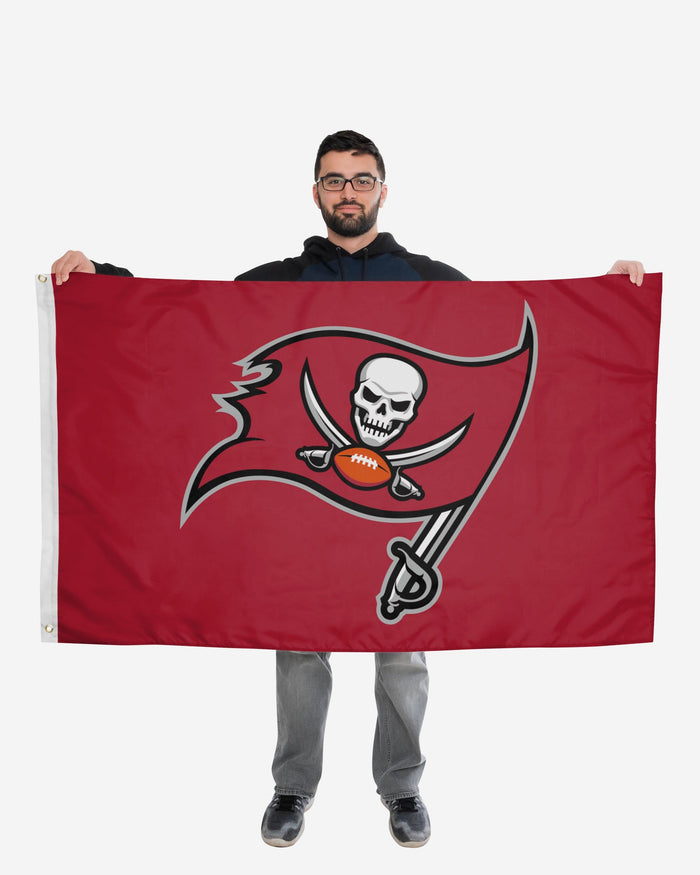 Tampa Bay Buccaneers Solid Horizontal Flag FOCO - FOCO.com