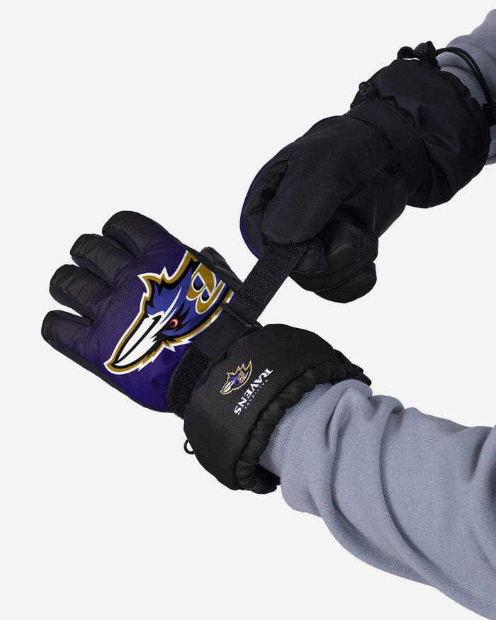 Baltimore Ravens Gradient Big Logo Insulated Gloves FOCO - FOCO.com