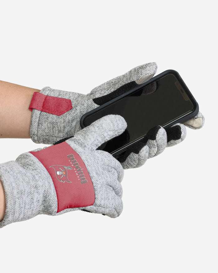 Tampa Bay Buccaneers Heather Grey Insulated Gloves FOCO - FOCO.com