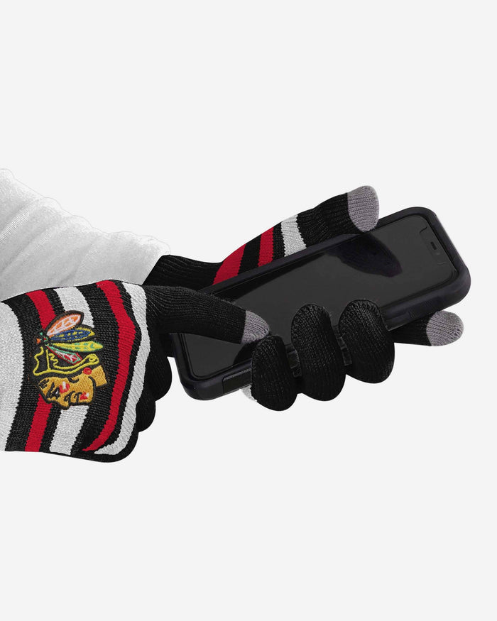 Chicago Blackhawks Stretch Gloves FOCO - FOCO.com
