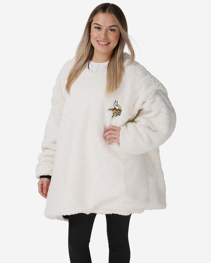 Minnesota Vikings Bold Logo Camo Hoodeez FOCO - FOCO.com