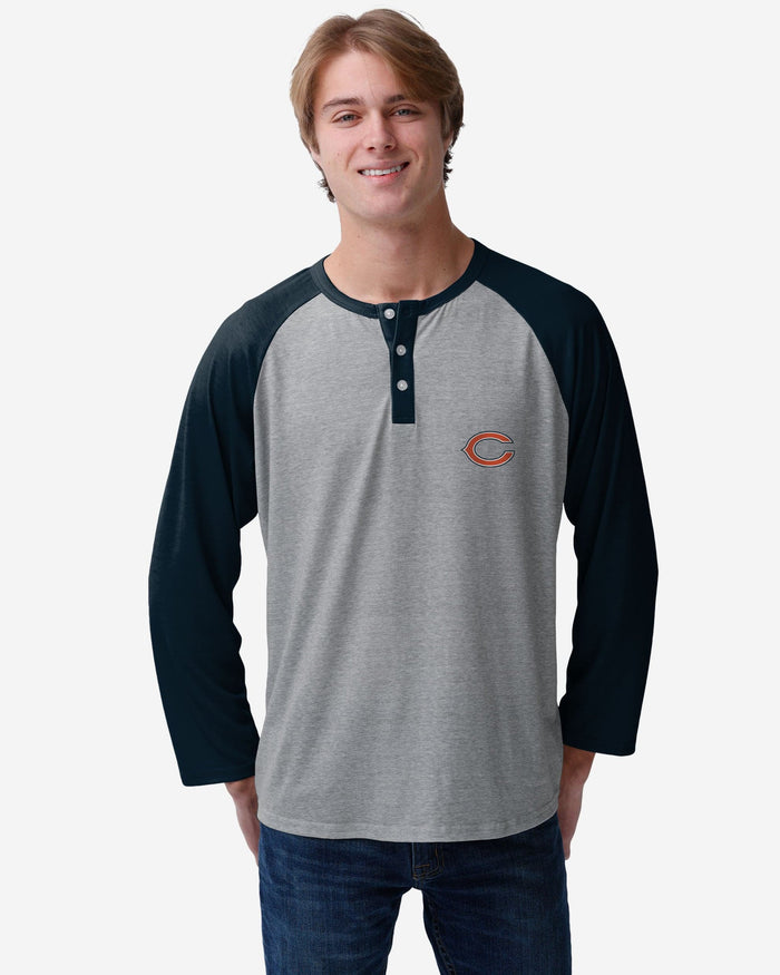 Chicago Bears Team Logo Gray Long Sleeve Henley FOCO S - FOCO.com