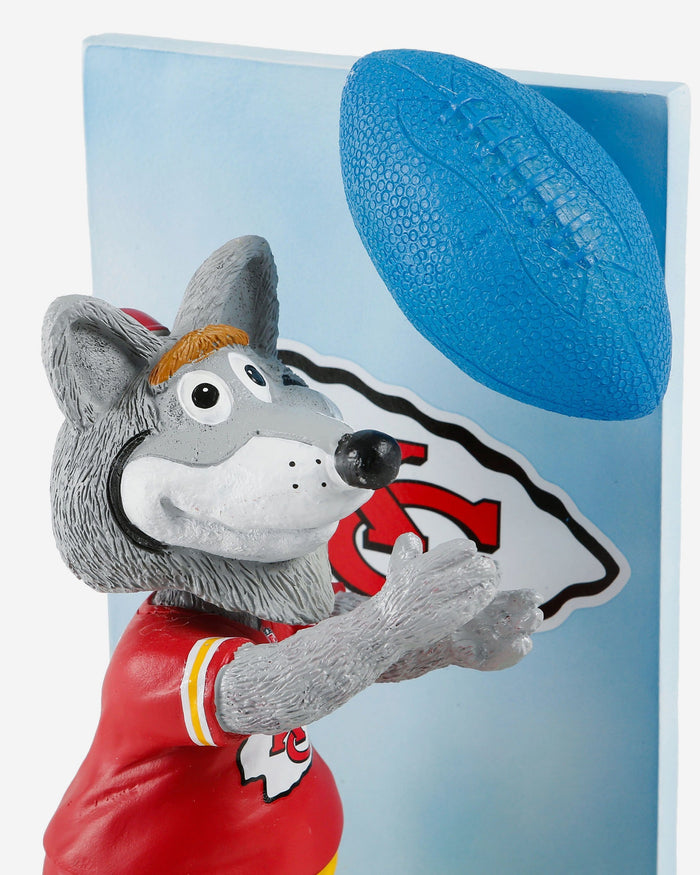 KC Wolf Kansas City Chiefs Mascot Action Pose Light Up Ball Bobblehead FOCO - FOCO.com