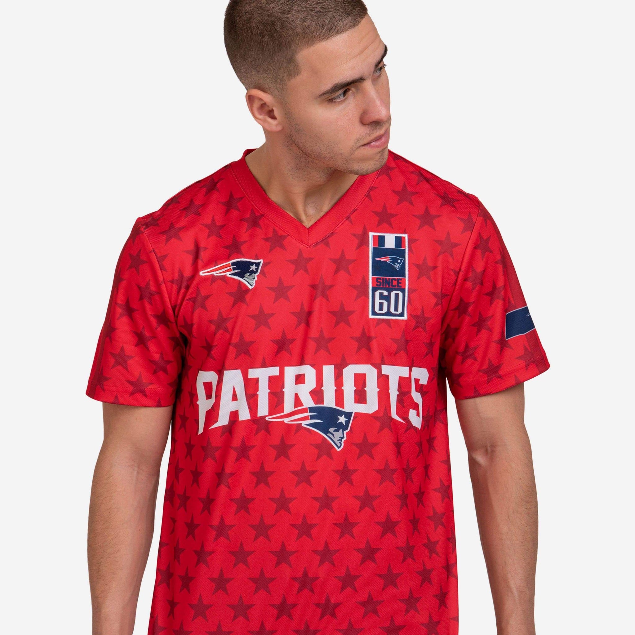 New England Patriots Short Sleeve Soccer Style Jersey, Mens Size: 2XL New England Patriots Short Sleeve Soccer Style Jersey, Mens Size: 2XL