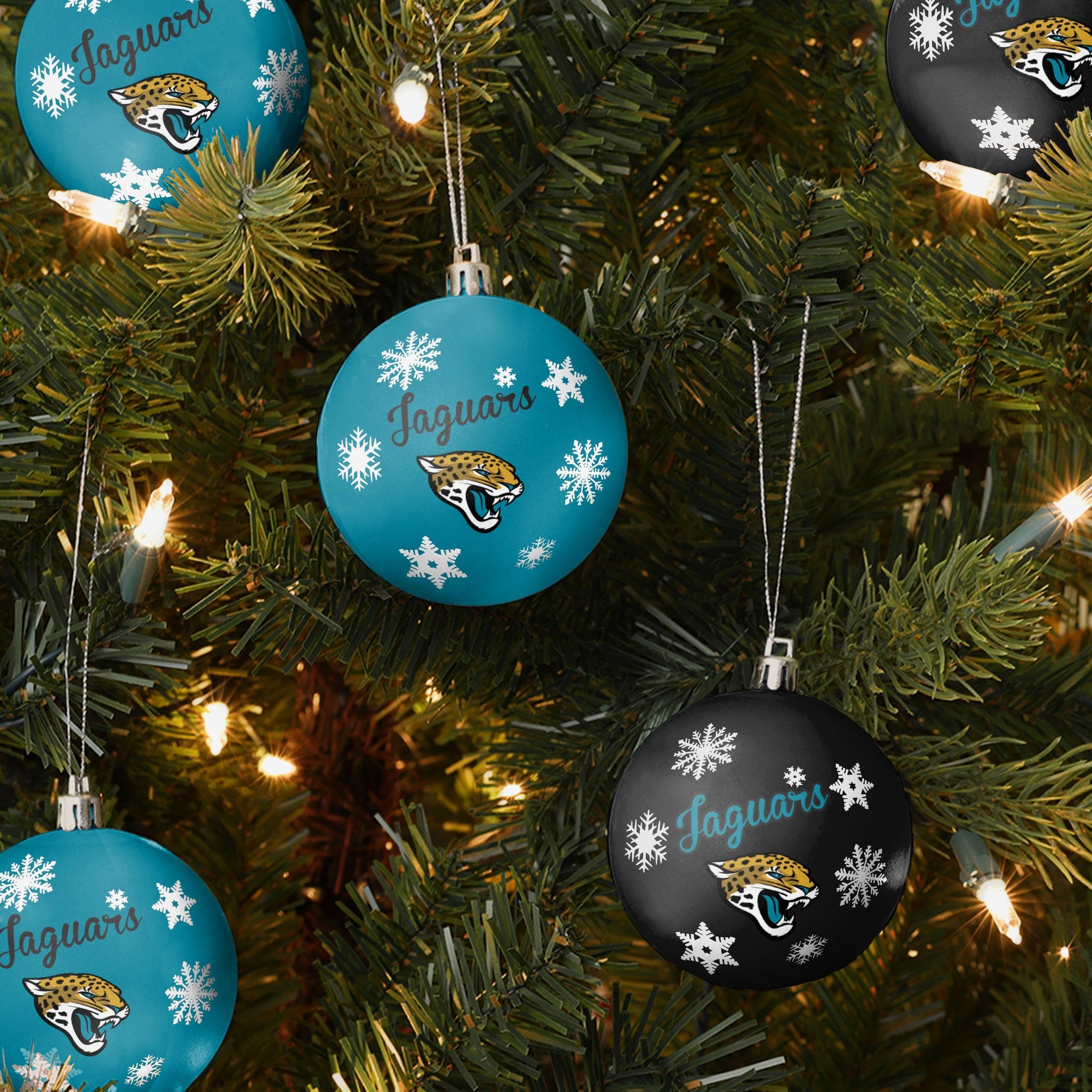 Jacksonville Jaguars 5 Pack Shatterproof Ball Ornament Set