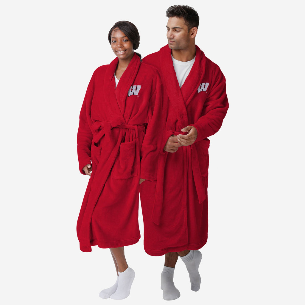 Wisconsin Badgers Lazy Day Team Robe FOCO - FOCO.com