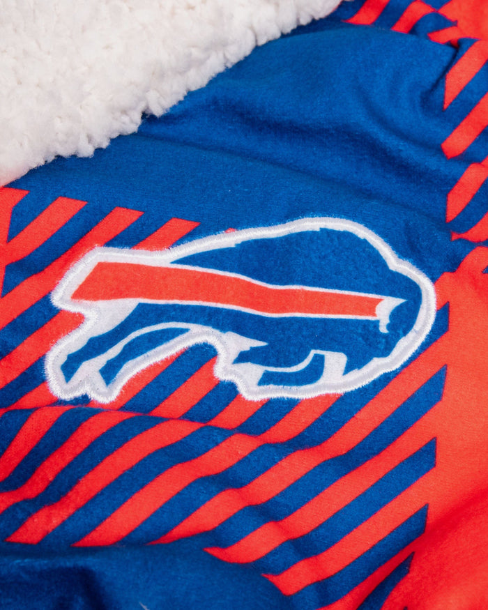 Buffalo Bills Lounge Life Reversible Robe FOCO - FOCO.com