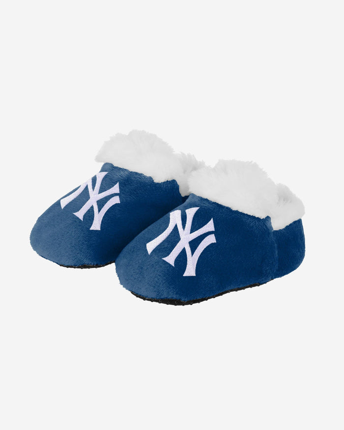 New York Yankees Logo Baby Bootie Slipper FOCO 0-3 mo - FOCO.com