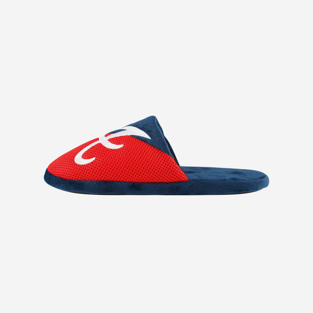 Atlanta Braves Team Logo Staycation Slipper FOCO S - FOCO.com