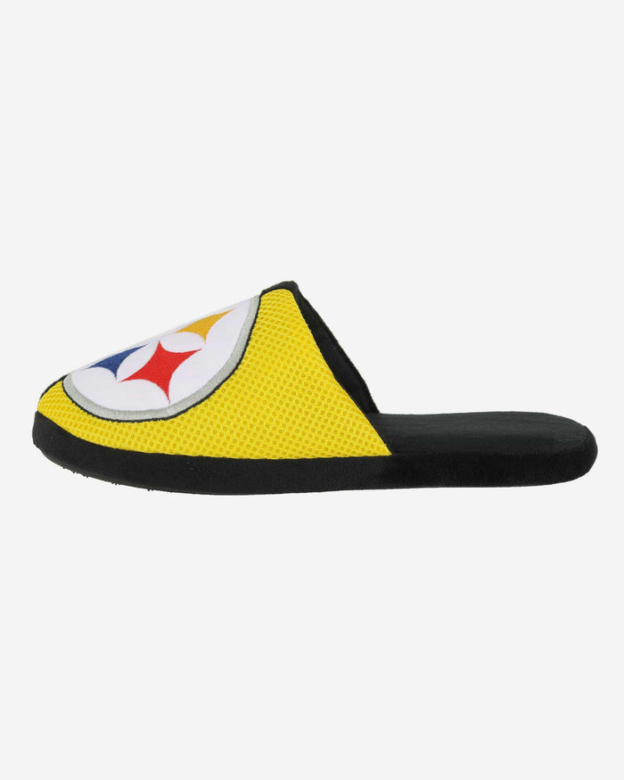 Pittsburgh Steelers Team Logo Staycation Slipper FOCO S - FOCO.com