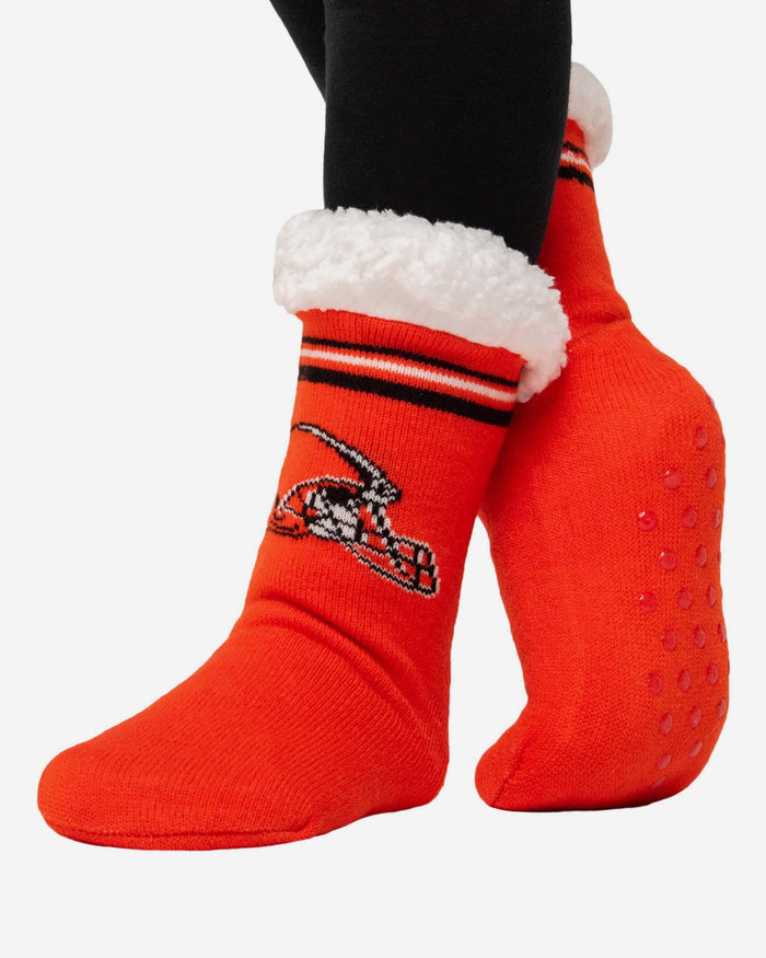 Cleveland Browns Womens Stripe Logo Tall Footy Slipper Socks FOCO - FOCO.com