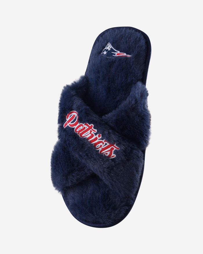 New England Patriots Womens Script Wordmark Fur Cross Slide FOCO - FOCO.com