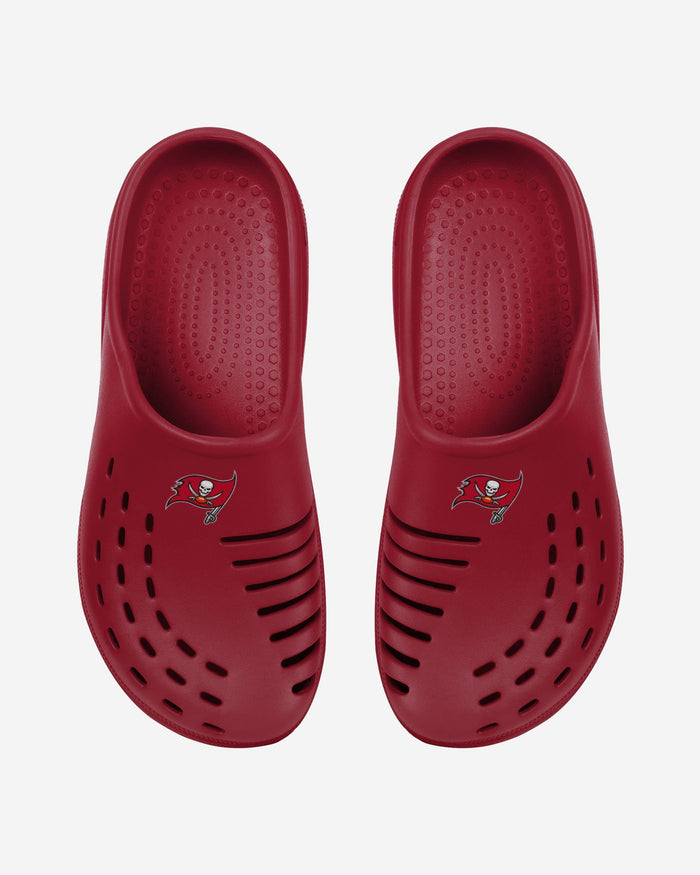 Tampa Bay Buccaneers Mens Solid Clog FOCO - FOCO.com