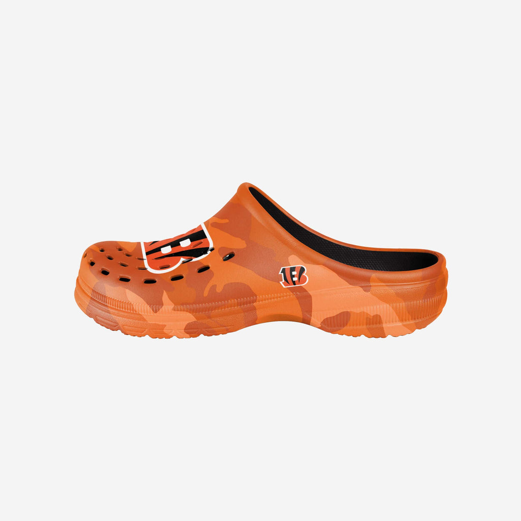Cincinnati Bengals Original Tonal Camo Clog FOCO S - FOCO.com
