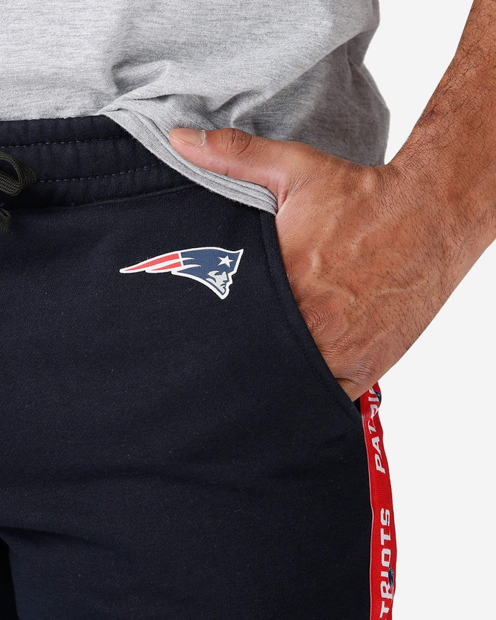New England Patriots Lazy Lounge Fleece Shorts FOCO - FOCO.com