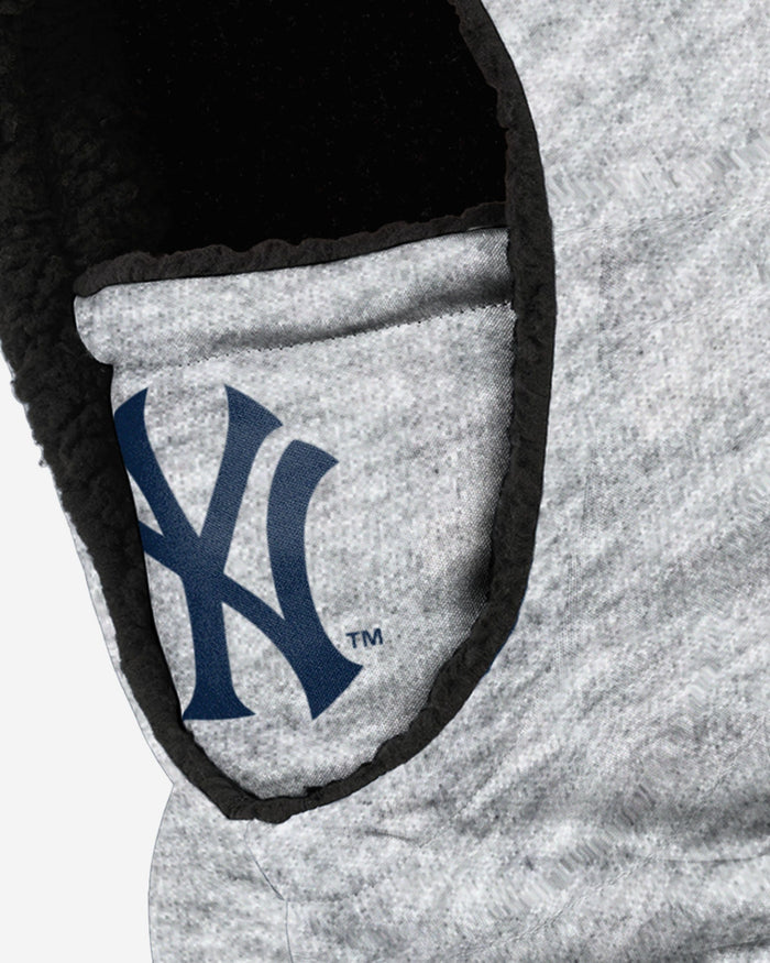 New York Yankees Heather Grey Big Logo Hooded Gaiter FOCO - FOCO.com