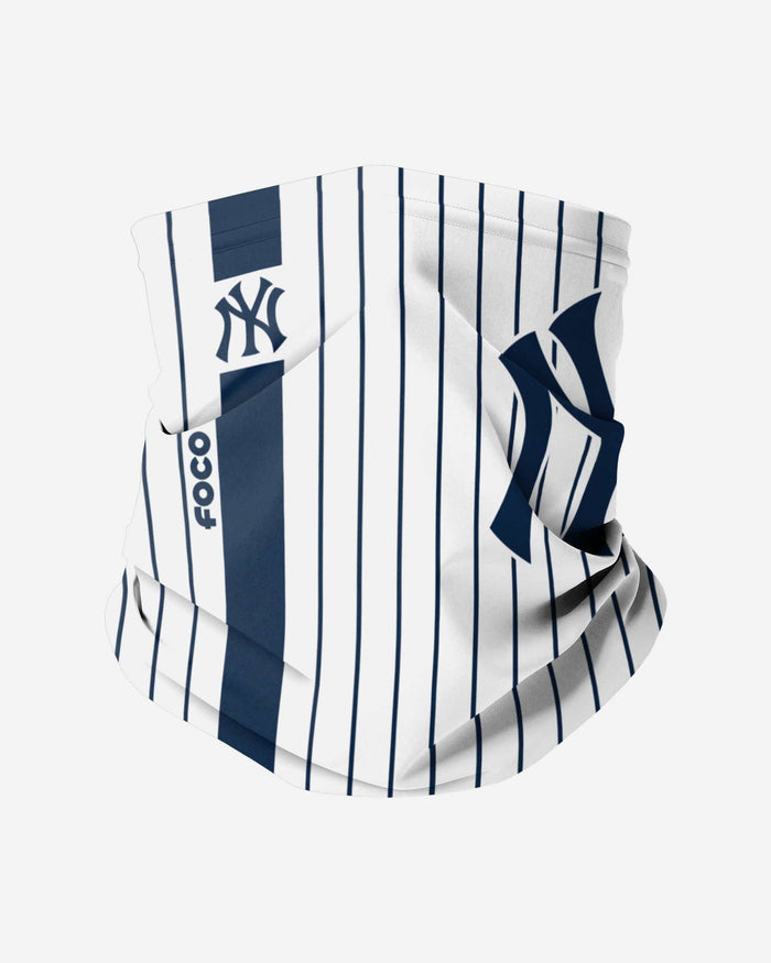 New York Yankees Big Logo Gameday Gaiter Scarf FOCO - FOCO.com