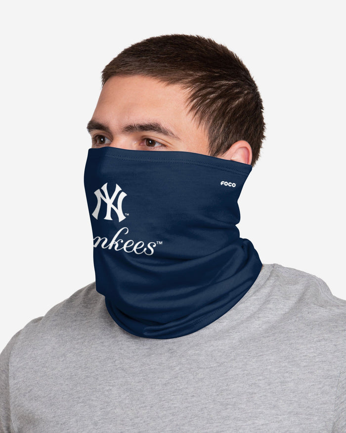 New York Yankees Team Logo Stitched Gaiter Scarf FOCO - FOCO.com
