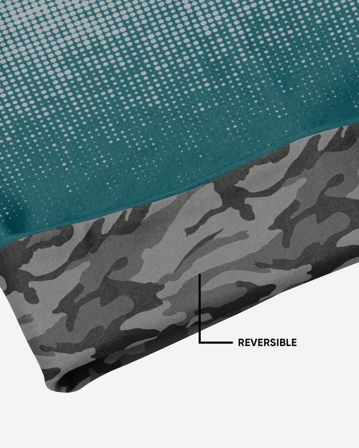 Philadelphia Eagles Reversible Camo Gradient Gaiter Scarf FOCO - FOCO.com