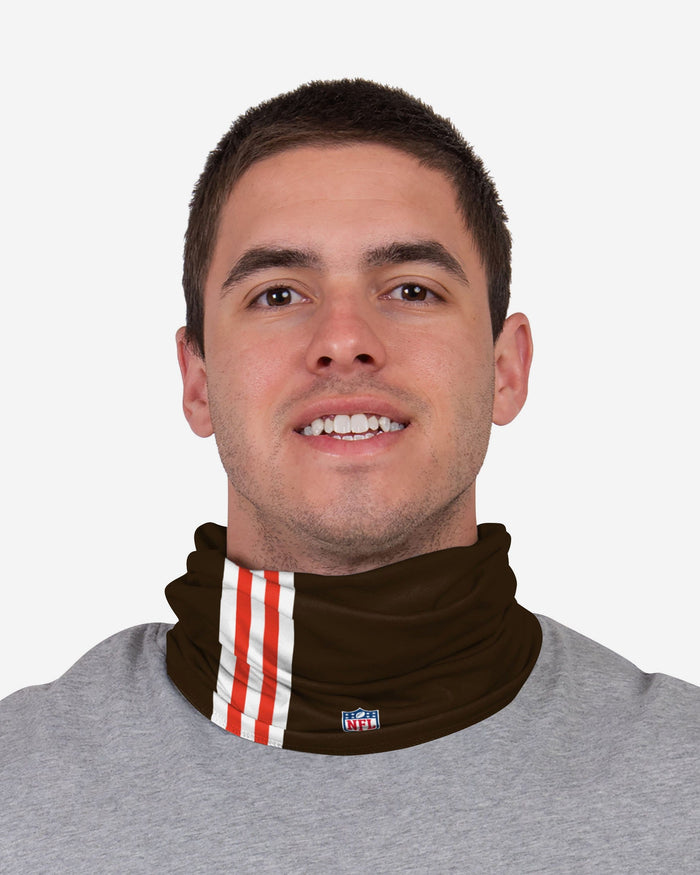 Nick Chubb Cleveland Browns On-Field Sideline Gaiter Scarf FOCO - FOCO.com