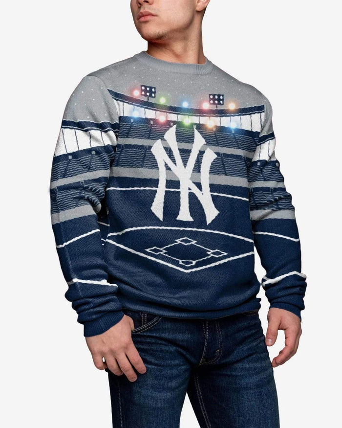 New York Yankees Light Up Bluetooth Sweater FOCO 2XL - FOCO.com