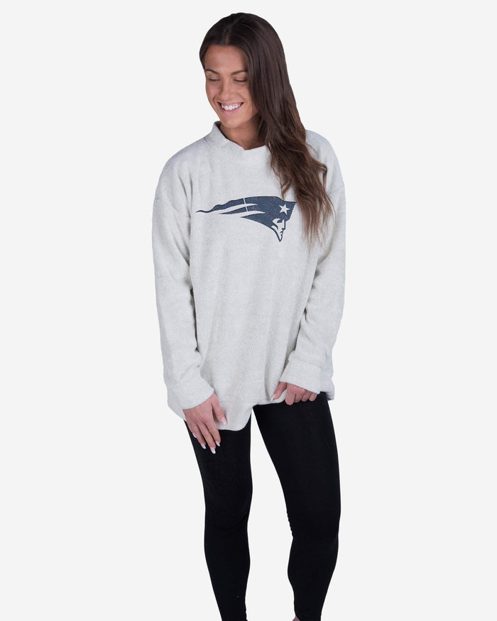 New England Patriots Womens Oversized Comfy Sweater FOCO - FOCO.com