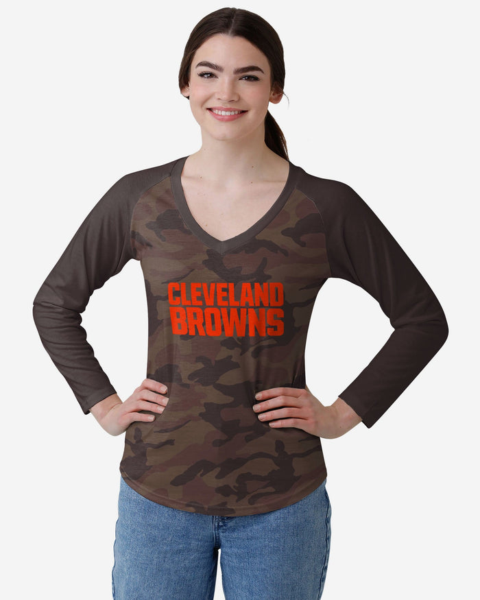 Cleveland Browns Womens Wordmark Tonal Camo Raglan T-Shirt FOCO S - FOCO.com