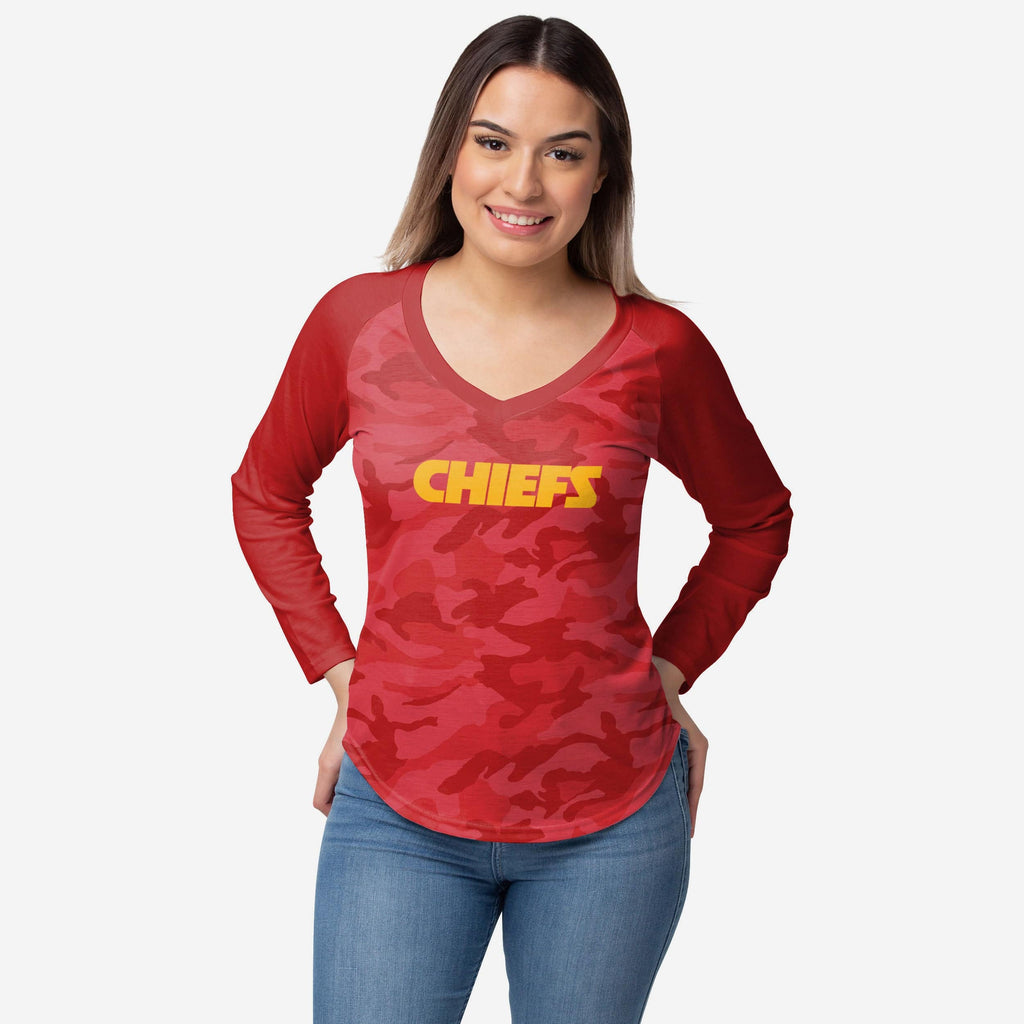 Kansas City Chiefs Womens Wordmark Tonal Camo Raglan T-Shirt FOCO S - FOCO.com