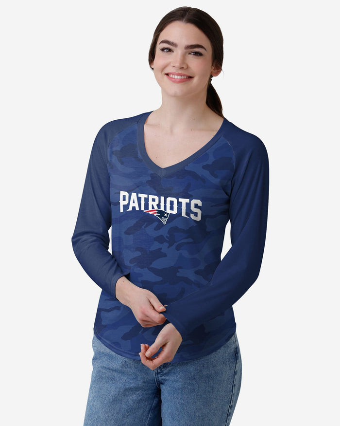 New England Patriots Womens Wordmark Tonal Camo Raglan T-Shirt FOCO S - FOCO.com