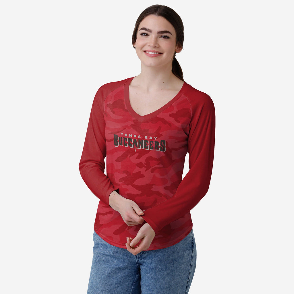 Tampa Bay Buccaneers Womens Wordmark Tonal Camo Raglan T-Shirt FOCO S - FOCO.com