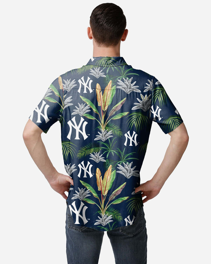 New York Yankees Victory Vacay Button Up Shirt FOCO - FOCO.com
