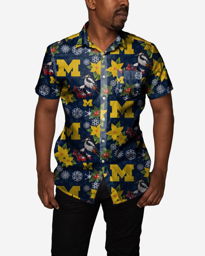 michigan wolverines dress shirt Colosseum Men's NCAA Michigan Wolverines Strike Bowling Button-Up Shirt, Navy Blue, Medium