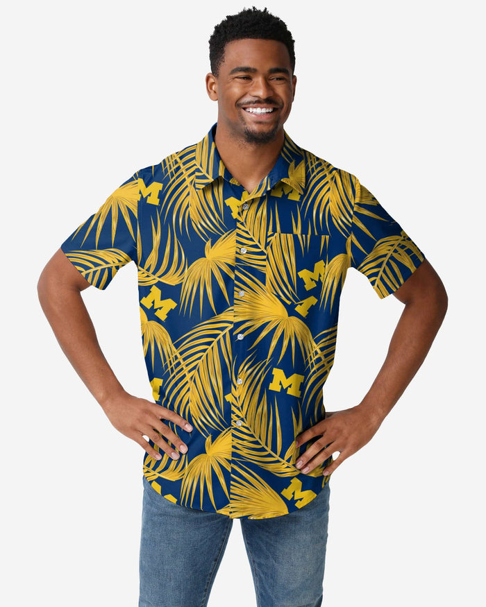 Michigan Wolverines Hawaiian Button Up Shirt FOCO S - FOCO.com