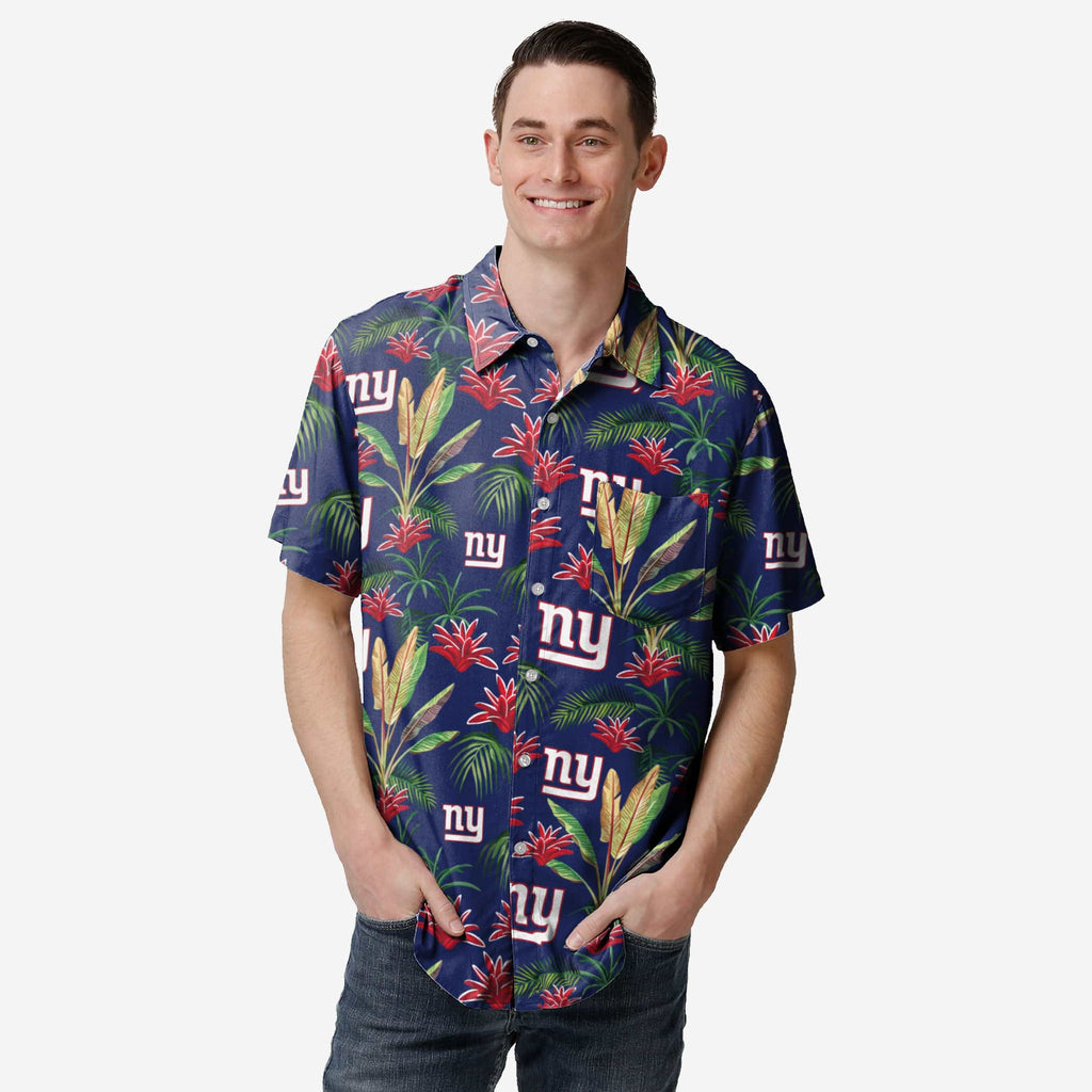 New York Giants Victory Vacay Button Up Shirt FOCO S - FOCO.com