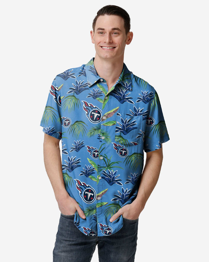 Tennessee Titans Victory Vacay Button Up Shirt FOCO S - FOCO.com